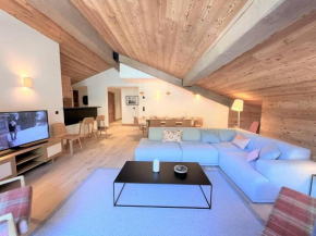 Grand Appartement 4* Neuf, 4 Chambres, Balcon, Parking Privé, Méribel Mottaret - FR-1-355-258